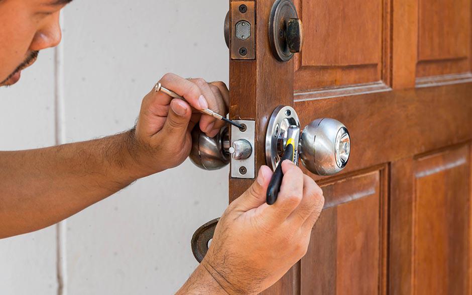 changer une serrure de porte d'entrée Saint-Ouen